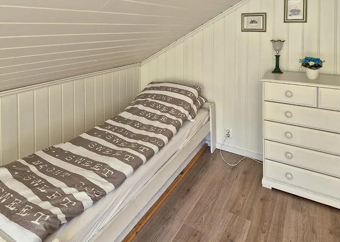 بيت للعطل 3 Bedroom Cozy In