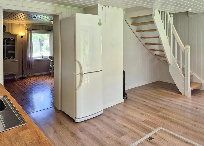 3 Bedroom Cozy In Urskog