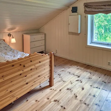 3 Bedroom Cozy In Hébergement de vacances *