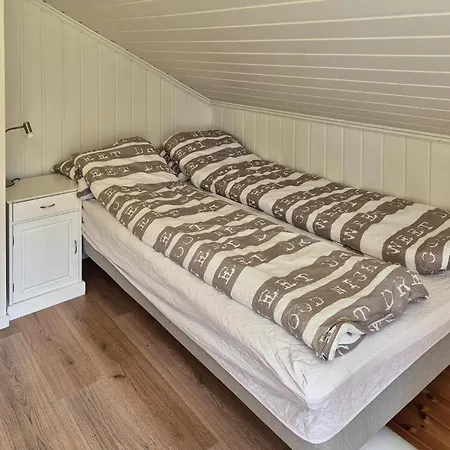 Feriehus 3 Bedroom Cozy In *