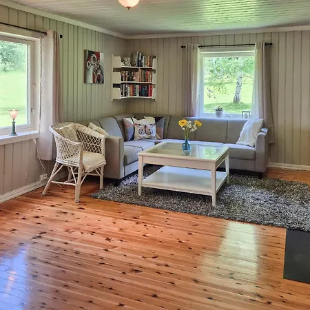 Hébergement de vacances 3 Bedroom Cozy In Urskog